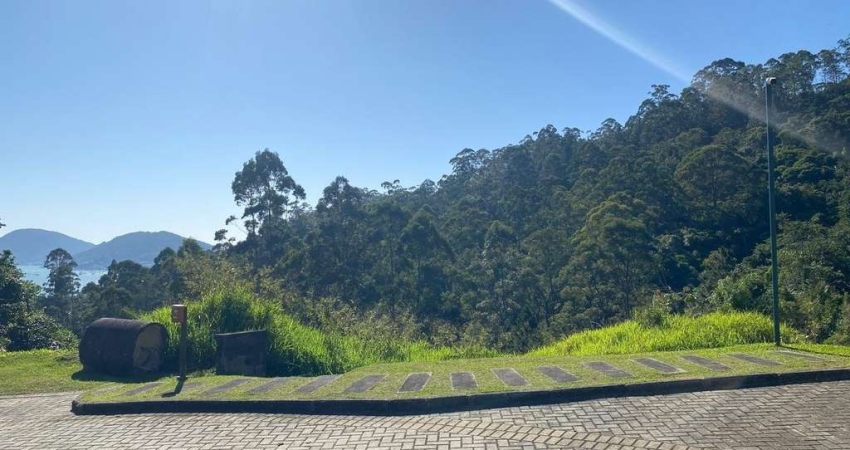 Terreno em condomínio fechado à venda na Rodovia Haroldo Soares Glavan, --, Cacupé, Florianópolis