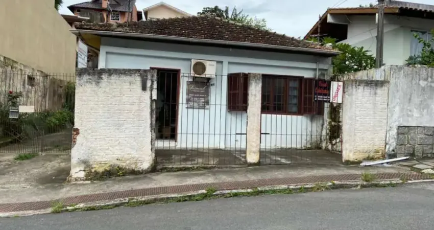 Terreno à venda na Rua São Vicente de Paula, --, Agronômica, Florianópolis
