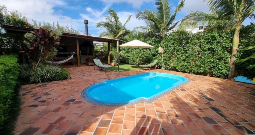 Casa em condomínio fechado com 4 quartos à venda na Rodovia Aparício Ramos Cordeiro, --, Campeche, Florianópolis