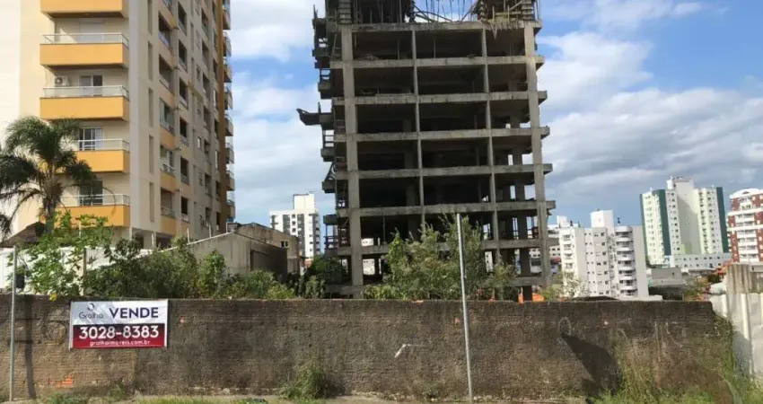 Terreno à venda na Rua Saldanha da Gama, --, Barreiros, São José