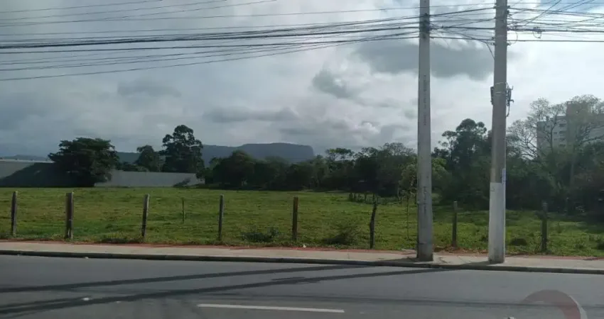 Terreno de 15253.2m² no bairro Centro