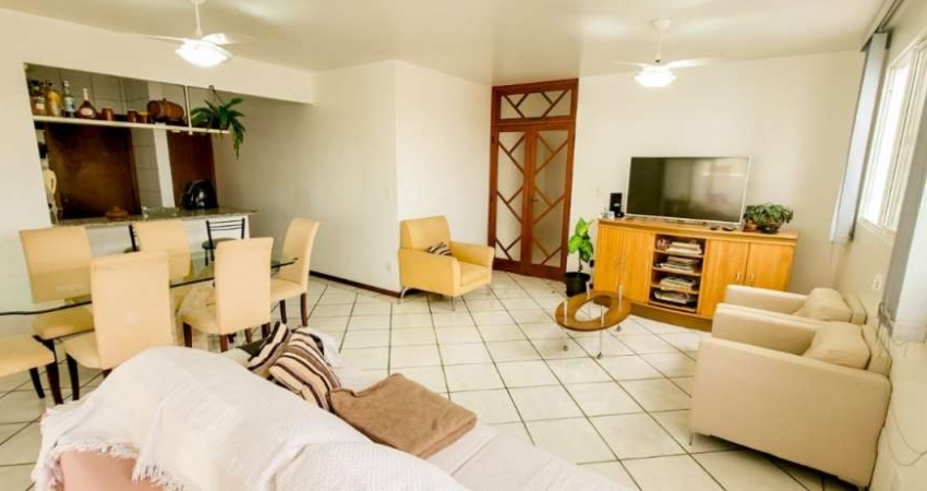 Cobertura de 4 dorms no bairro Ingleses Do Rio Vermelho