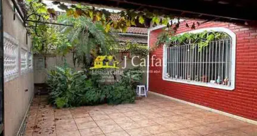 Casa com 3 quartos, Ocian, Praia Grande - R$ 739 mil, Cod: 5676