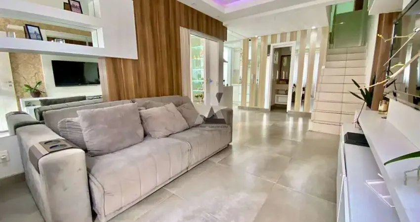 Casa com 3 quartos à venda no Centro, Camboriú