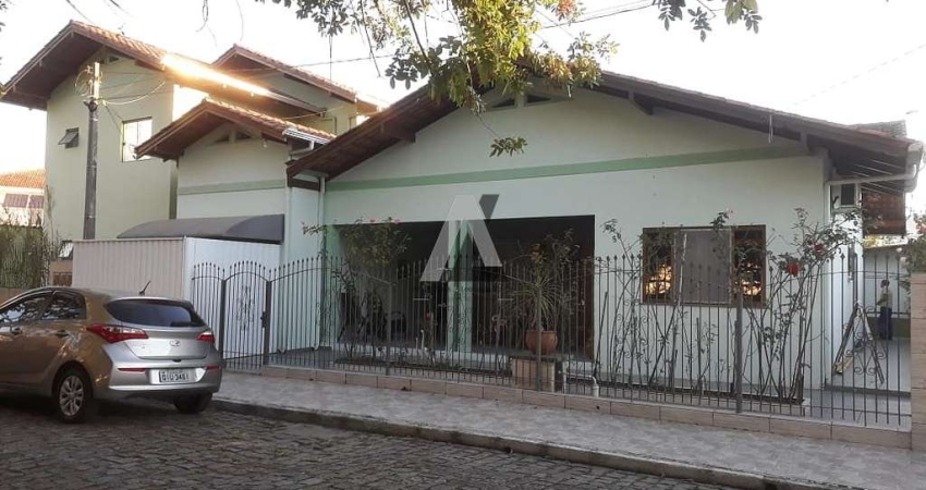 Casa no centro de Camboriú
