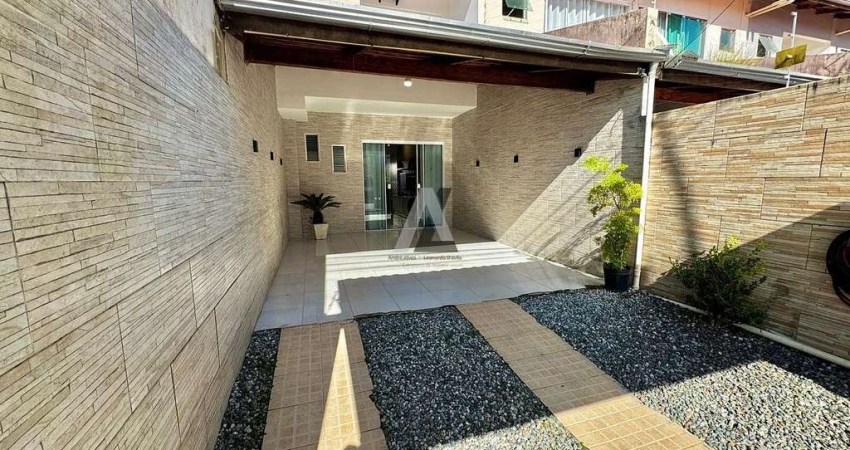 Amplo Sobrado em Camboriú