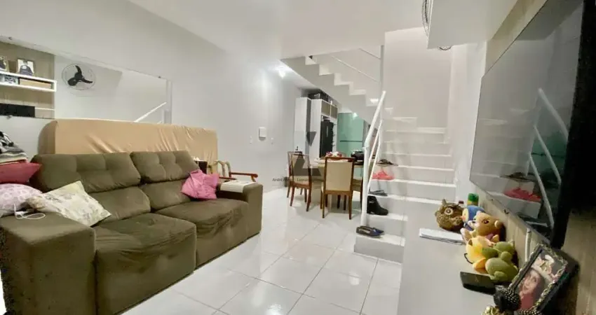 Casa com 2 quartos à venda no Santa Regina, Camboriú 
