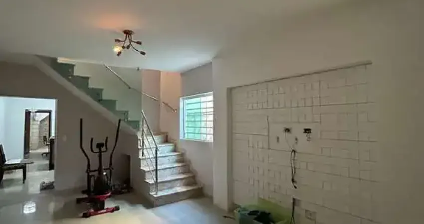 VENDA Sobrado 3 dormitórios sendo 1 suíte 264 m² R$742 mil  - Parque Marajoara - Santo André/SP
