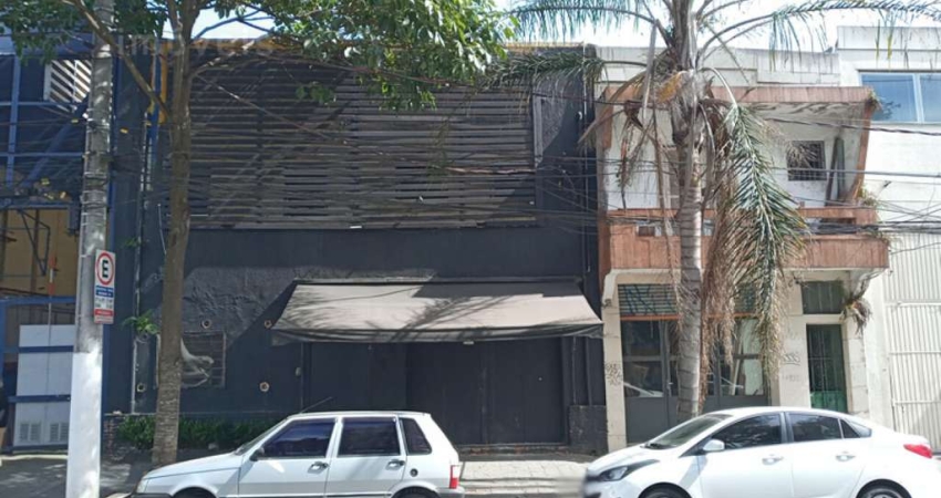 Barracão / Galpão / Depósito com 5 salas para alugar na Rua Rui Barbosa, --, Bela Vista, São Paulo