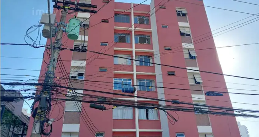 Apartamento com 2 quartos para alugar na Rua Natingui, --, Vila Madalena, São Paulo