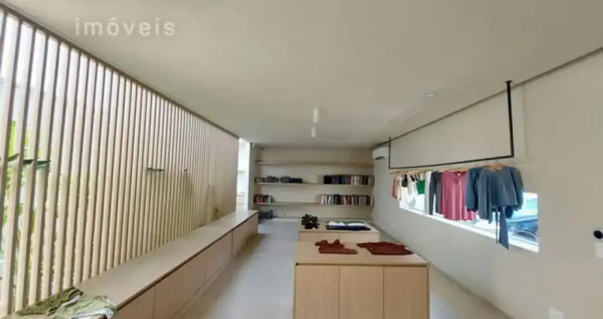 Casa comercial com 2 salas à venda na Rua Paraopeba, --, Pinheiros, São Paulo