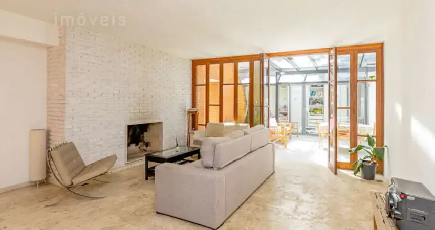 Casa com 4 quartos à venda na Rua Guilherme Moura, --, Alto de Pinheiros, São Paulo