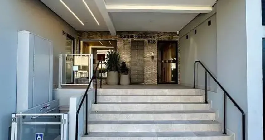 Apartamento pronto para morar com 1 dormitório e 1 suíte no bairro meia praia em navegantes a venda com a adriano carpes imóveis