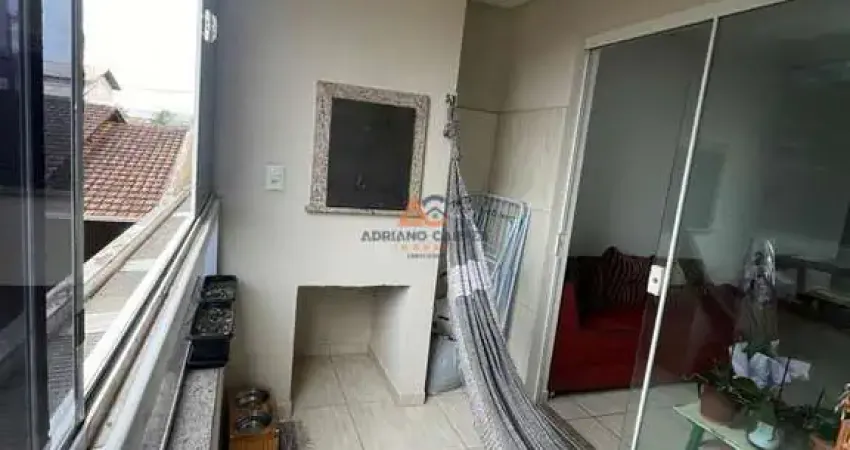 Apartamento 02 quartos sendo 01 suíte, na Praia de Gravatá, em Navegantes. Adriano Carpes Imóveis vende