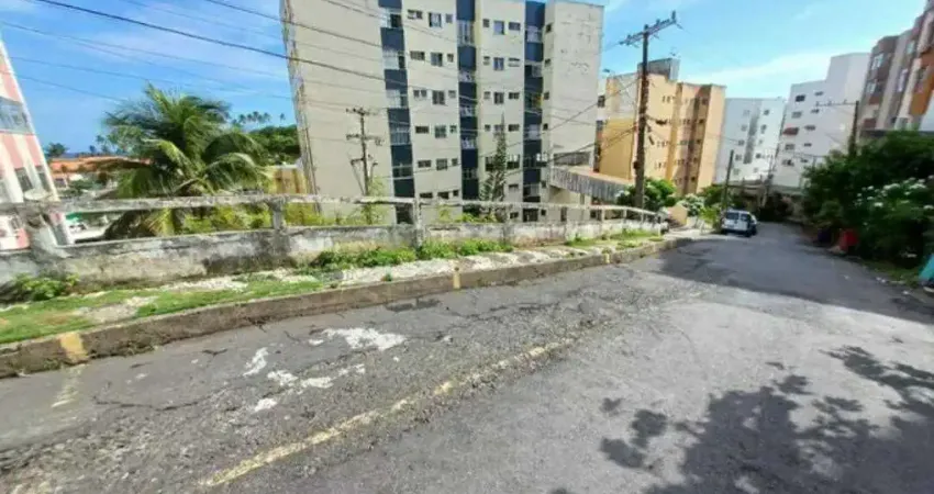 Apartamento à Venda – 4° Andar escada , Rio Vermelho, Salvador