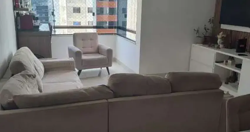 Apartamento com 3 quartos, sendo 1 suíte e 2 banheiros, em uma área privativa de 75m²