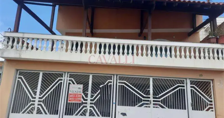 Casa térrea, excelente localização