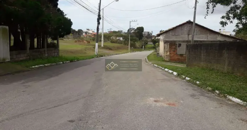 Casa à venda no bairro São João do Rio Vermelho - Florianópolis/SC