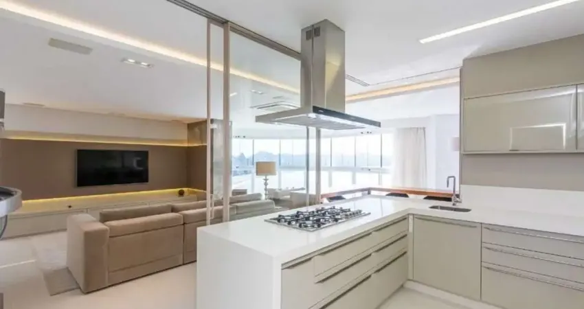 Apartamento no Edifício Ibiza Towers alto padrão frente mar
