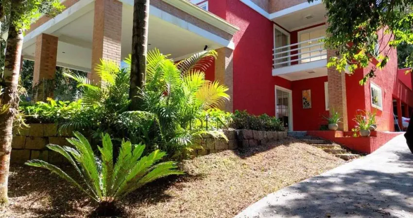 Casa com 3 dormitórios à venda, 452 m2, JARDIM AMÉLIA, PINHAIS - PR