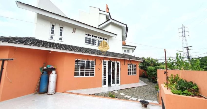 Sobrado com 3 quartos à venda, 299 m2 por R  849.000 - São Braz - Curitiba PR