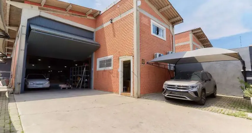 Barracão / Galpão / Depósito à venda na Avenida Senador Salgado Filho 7333, Uberaba, Curitiba