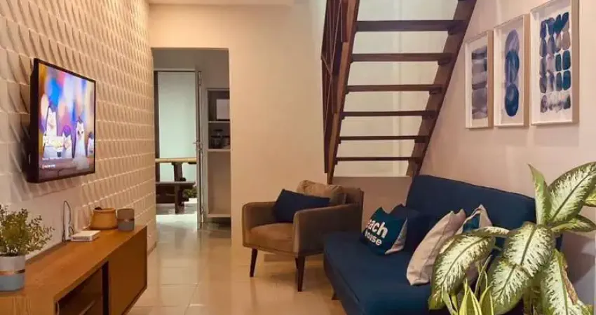 Casa c/primeiro andar, c/3 quartos suítes, piscina privativa, em cond., praia dos carneiros