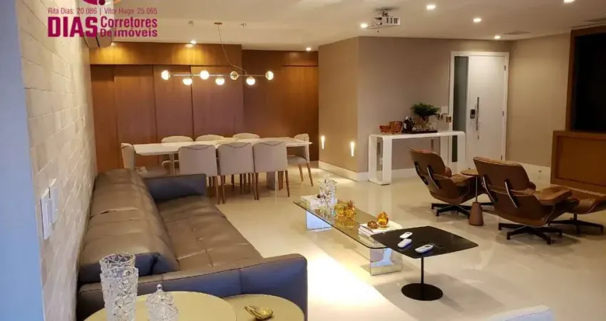 Apartamento para venda  de 243m2 com 5 suítes reformado e decorador em alto luxo e conforto no resort le parc com total infraestrutura.