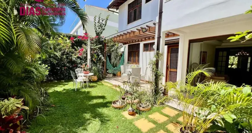 Casa em condomínio fechado com 3 quartos à venda na Rua Júlio Diniz, Pituba, Salvador