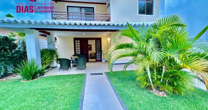 Alugo Casa com energia solar em exclusividade mobiliada com piscina privativa, jardim, 5/4, 3 suítes, 01 térrea em Condomínio - Piatã -Salvador/BA.
