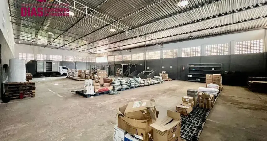 Casa comercial para alugar na Rua Jaciara Ferreira Freitas, Itingá, Lauro de Freitas