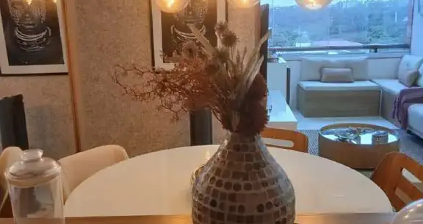 Vendo lindo apartamento reformado com 79m3 3/4, sendo 2 suítes no brisas club - paralela/ba.