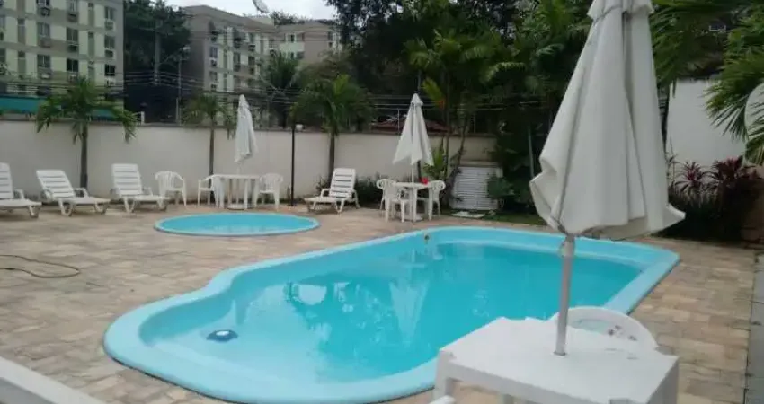Casa em condomínio fechado com 2 quartos à venda na Rua Oswaldo Lussac, 1000, Taquara, Rio de Janeiro