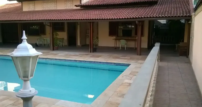 Casa comercial para locação na Freguesia – Jacarepaguá