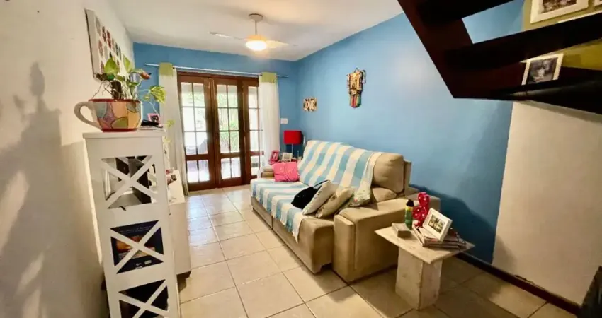 casa no Anil Aqui está uma sugestão de texto mais organizado e atrativo para anúncio imobiliário com base nas informações que você forneceu:  ---