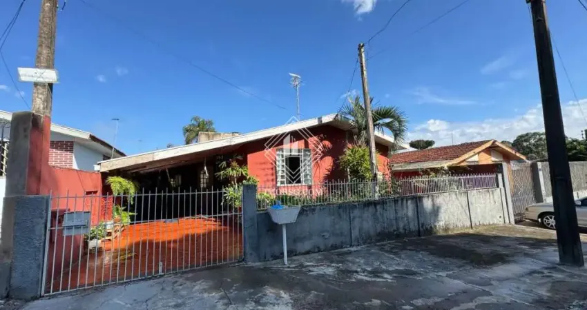Casa com 3 Quartos em Uvaranas, Dal Col