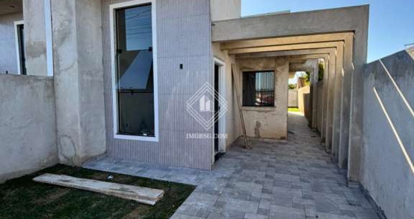 Casa com suíte e terreno no São Marcos