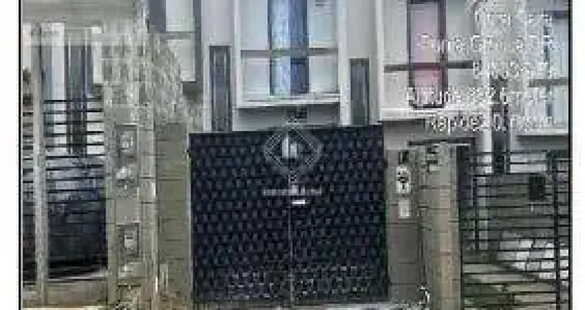 Casa à venda na Rua Plinio Vivan, 83, Cará-cará, Ponta Grossa