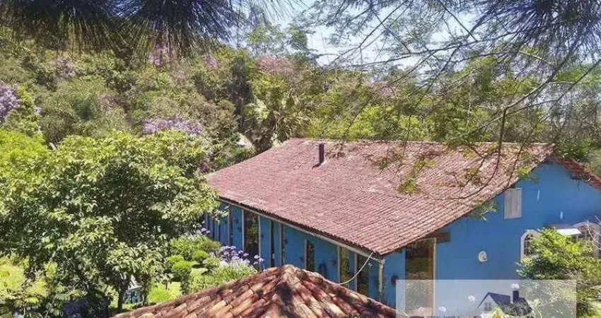 Linda Chácara em Refúgio da Serra  -  Itapecerica da Serra
