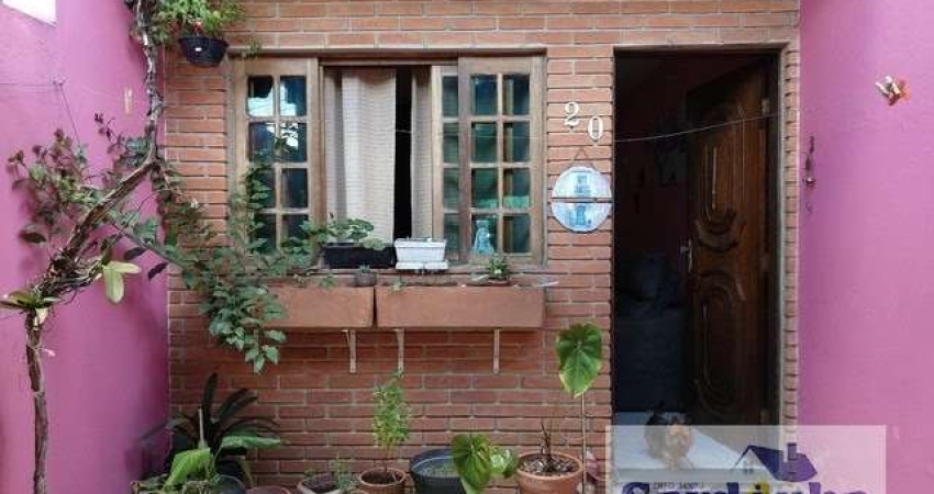 Casa / Sobrado à Venda em Vila Iasi  -  Taboão da Serra