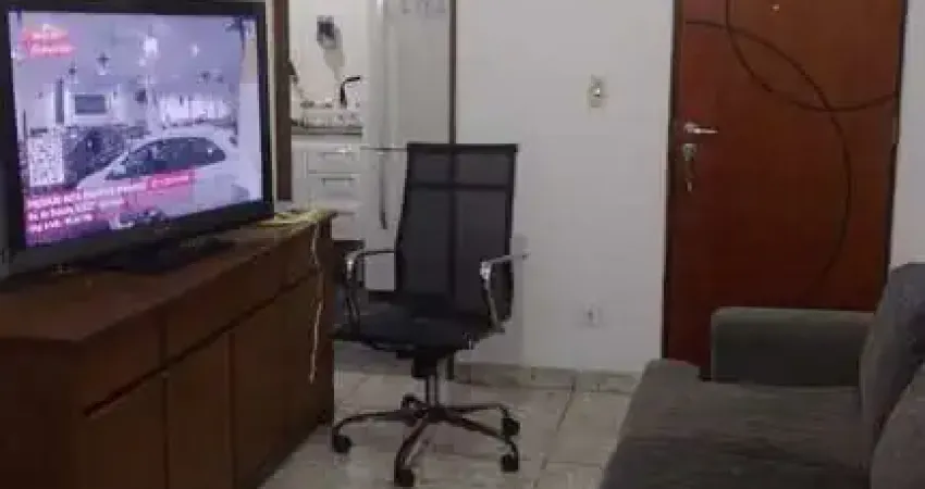 Apartamento 2 Dorms em Parque Pinheiros, Taboão da Serra - R$ 280mil