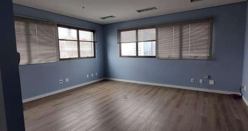 Venda Sala Comercial 30m² em Campo Belo - SP por R$320.000