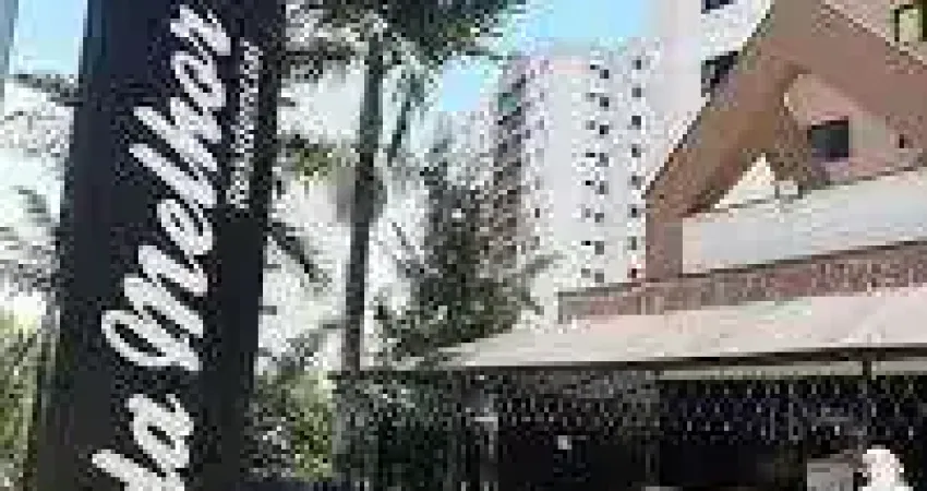 Apartamento à Venda no Jardim Henriqueta, Taboão da Serra, 75m²