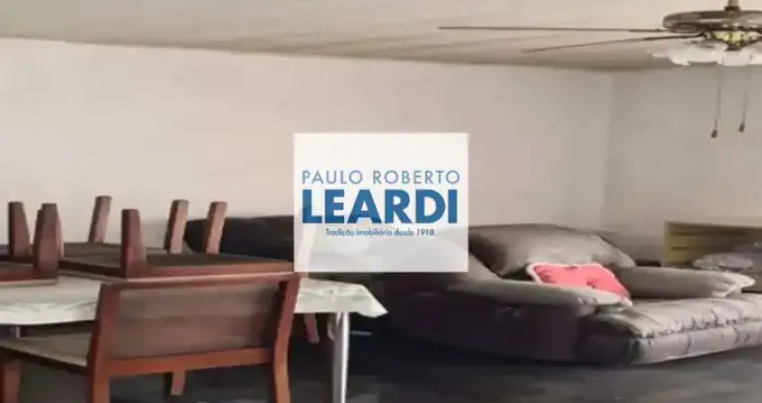 Casa com 3 quartos à venda na Cidade Ademar, São Paulo 