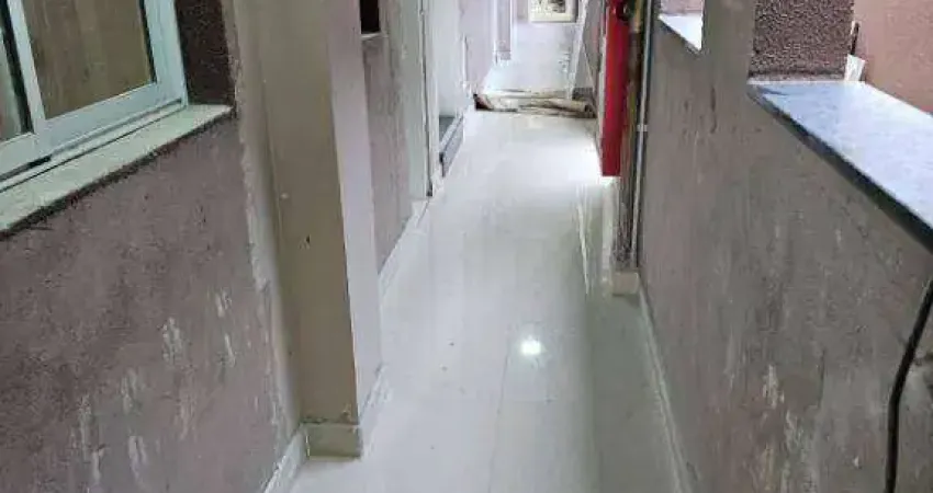 Apartamento com 2 dormitórios à venda, 40 m² por R$ 279.900 - Jardim Cocaia - Guarulhos/SP