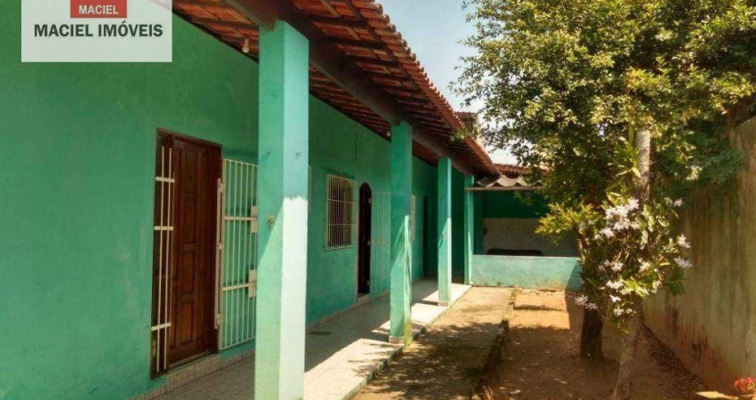Casa com 1 dormitório à venda, 131 m² por R$ 250.000,00 - Perequê Mirim - Caraguatatuba/SP