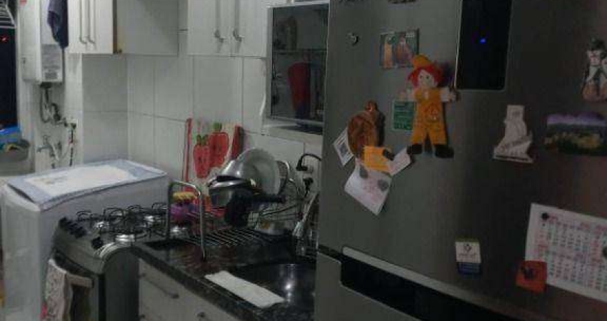 Apartamento com 3 dormitórios à venda, 56 m² por R$ 320.000,00 - Cocaia - Guarulhos/SP