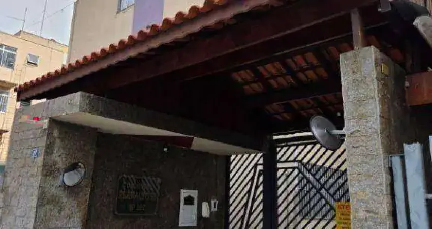 Apartamento com 2 dormitórios à venda, 62 m² por R$ 250.000 - Jardim Cocaia - Guarulhos/SP