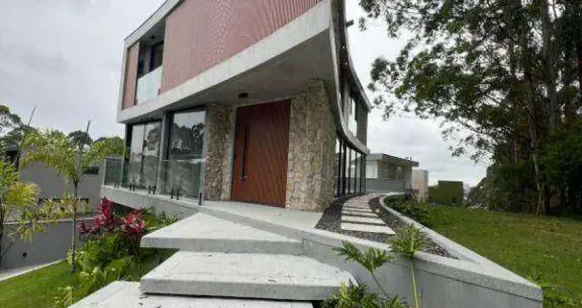 Sobrado em condomínio alto padrão com 4 suites, 354 m² - venda por r$ 4.300.000 ou aluguel por r$ 23.000/mês - centro - arujá/sp