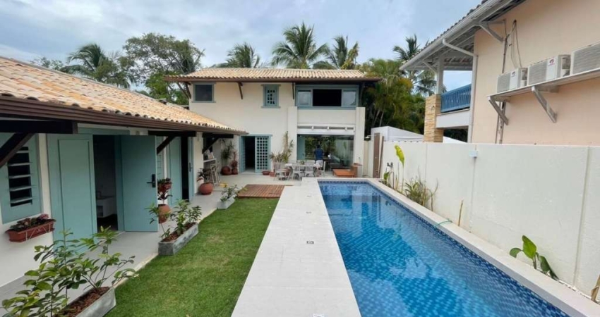 Casa com 7 dormitórios à venda,  por R$ 3.800.000 - Praia do Forte - Mata de São João/BA